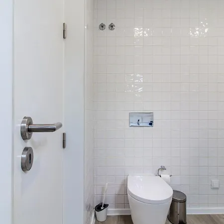 Sardinha, Appartamento *